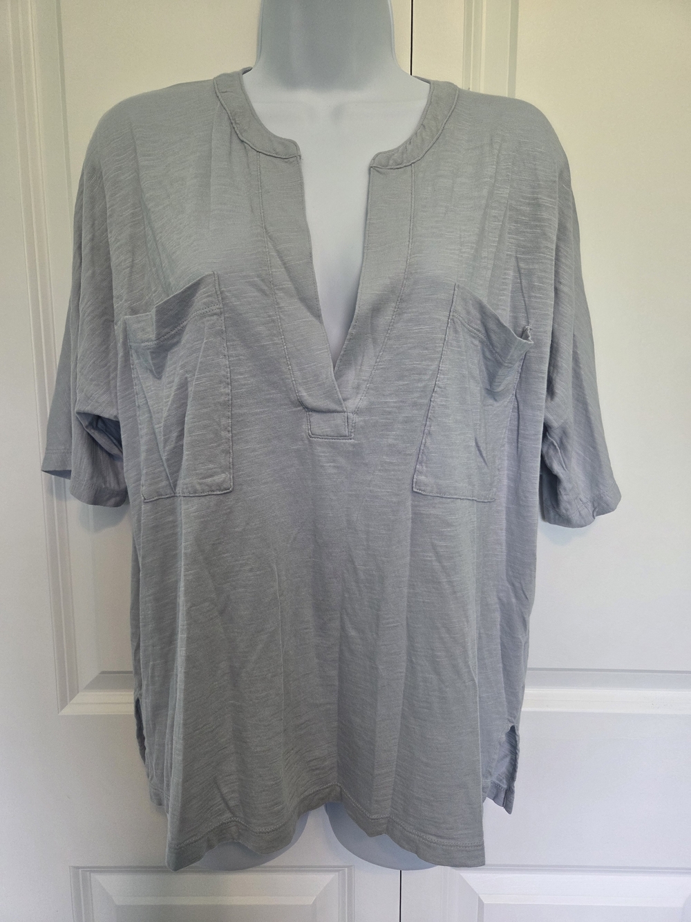 Banana Republic Light Grey/Blue Split-Neck Pocket Tunic